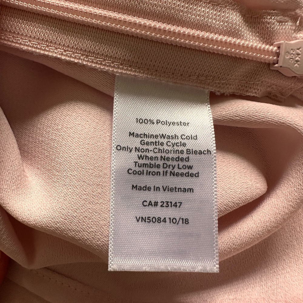 Talbots Light Pink Blouse Ruffle Trim Size M - Picture 7 of 8